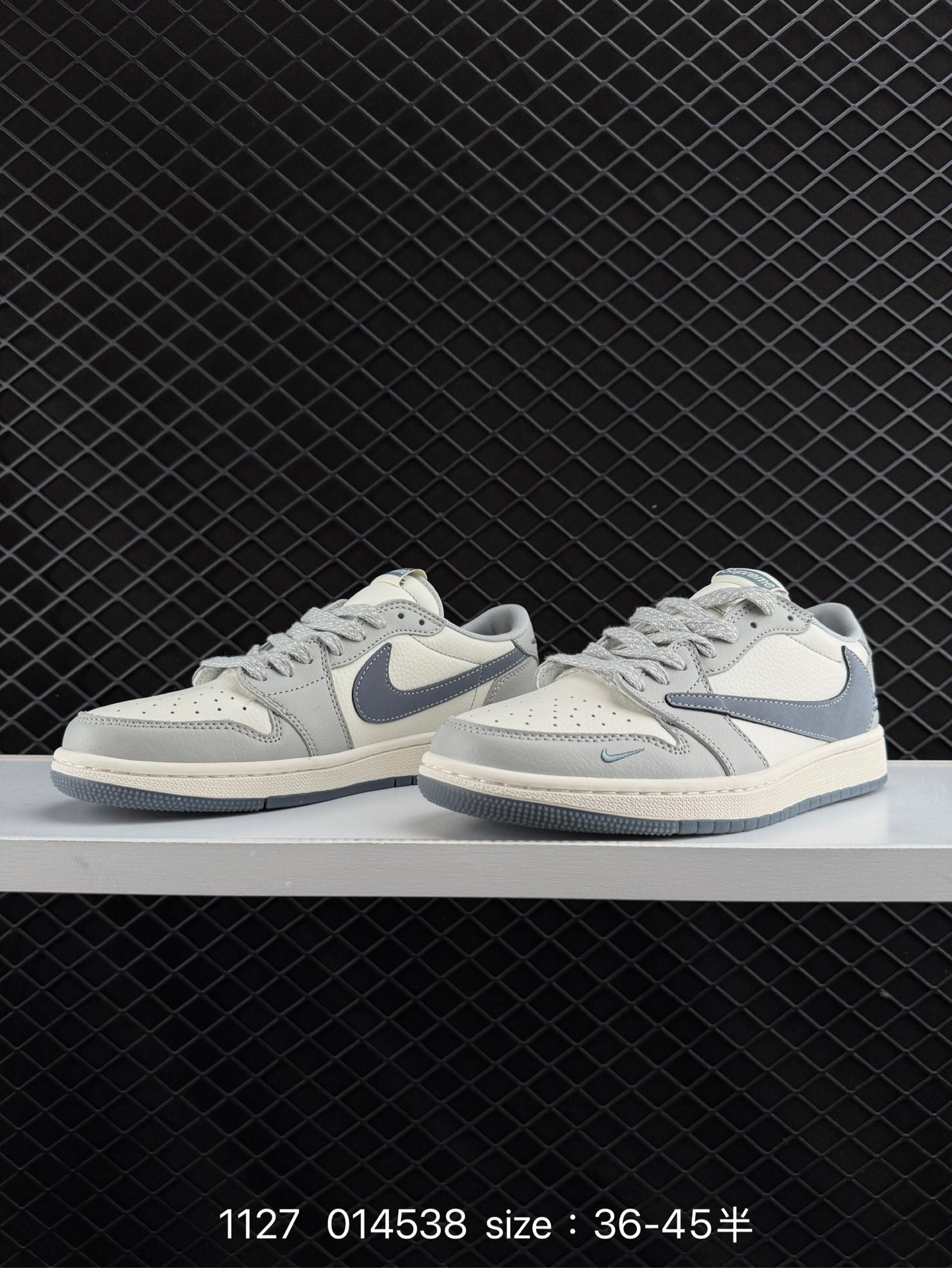 Travis Scott x Air Jordan 1 ” Reverse Mocha “